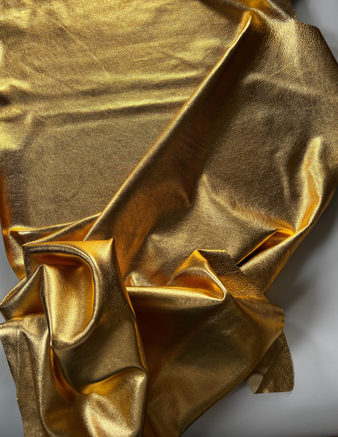 Gold Metallic Natural Grain Chrome-Tanned Cowhide – Metallic Foil Finish, 1.1–1.3 mm (3 oz), ~20 Sq Ft