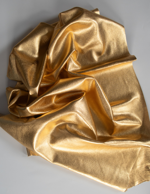 Gold Metallic Natural Grain Chrome-Tanned Cowhide – Metallic Foil Finish, 1.1–1.3 mm (3 oz), ~20 Sq Ft