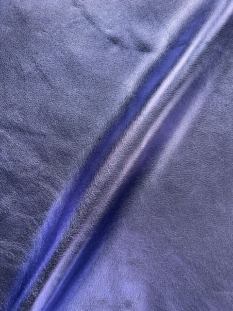 Lilac Metallic Natural Grain Chrome-Tanned Cowhide – Metallic Foil Finish, 1.1–1.3 mm (3 oz), ~20 Sq Ft