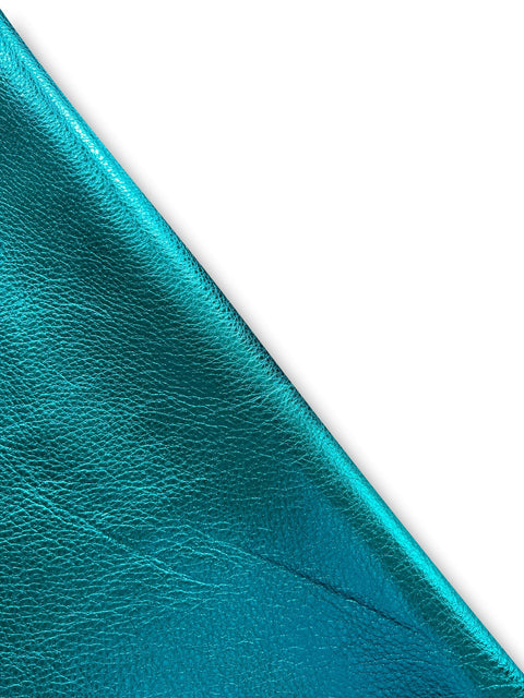 Turquoise Metallic Natural Grain Chrome-Tanned Cowhide – Metallic Foil Finish, 1.1–1.3 mm (3 oz), ~20 Sq Ft