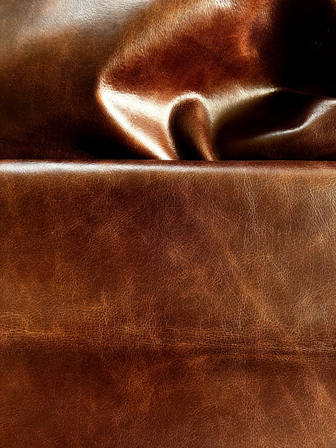 Terracotta Pull Up Cowhide – Semi Veg-Tanned, Top Grain, Wax/Oil Finish, 1.1–1.3 mm (3 oz), ~20 Sq Ft