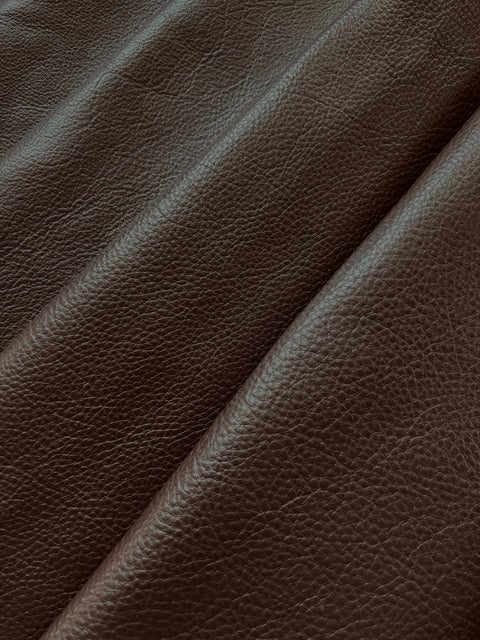 Chocolate Natural Grain Chrome-Tanned Cowhide – Deer-Tanned Process, Full Aniline Finish, 1.1–1.3 mm (3 oz), ~20 Sq Ft (Also Available in 10 Sq Ft)