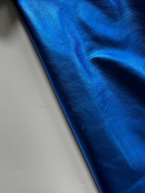 Royal Blue Metallic Natural Grain Chrome-Tanned Cowhide – Metallic Foil Finish, 1.1–1.3 mm (3 oz), ~20 Sq Ft