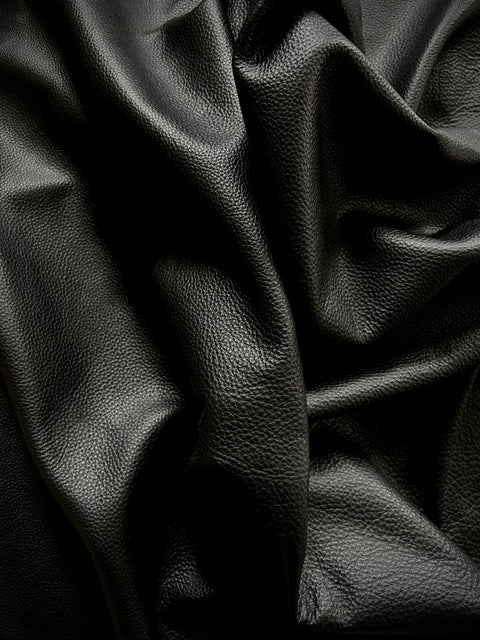Black Natural Grain Chrome-Tanned Cowhide – Deer-Tanned Process, Full Aniline Finish, 1.1–1.3 mm (3 oz), ~20 Sq Ft (Also Available in 10 Sq Ft)