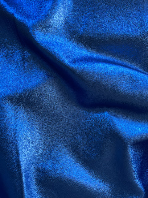Royal Blue Metallic Natural Grain Chrome-Tanned Cowhide – Metallic Foil Finish, 1.1–1.3 mm (3 oz), ~20 Sq Ft