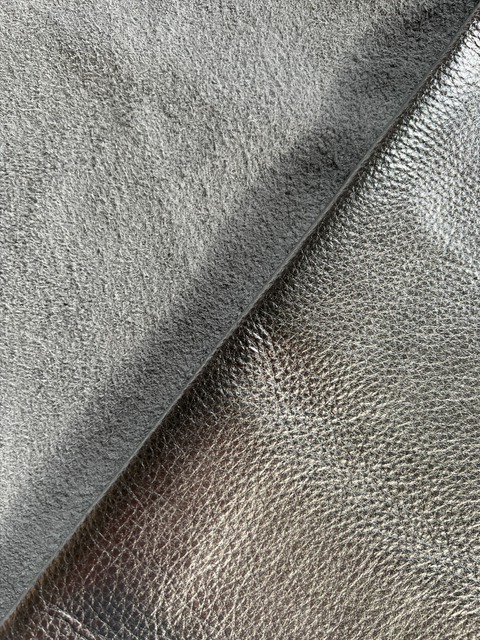 Silver Metallic Natural Grain Chrome-Tanned Cowhide – Metallic Foil Finish, 1.1–1.3 mm (3 oz), ~20 Sq Ft