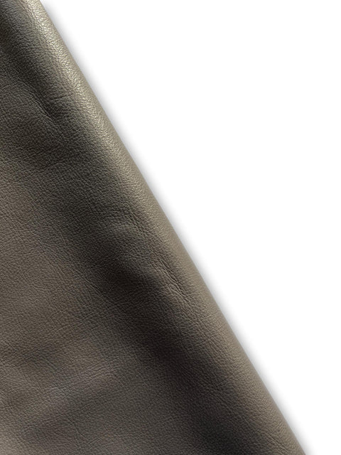 Grey Natural Grain Chrome-Tanned Cowhide – Deer-Tanned Process, Full Aniline Finish, 1.1–1.3 mm (3 oz), ~20 Sq Ft
