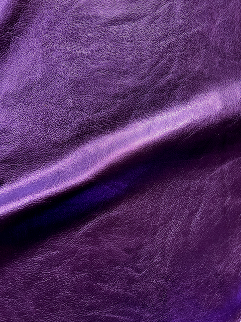 Purple Metallic Natural Grain Chrome-Tanned Cowhide – Metallic Foil Finish, 1.1–1.3 mm (3 oz), ~20 Sq Ft