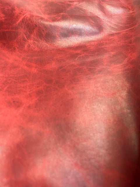 Red Pull Up Cowhide – Semi Veg-Tanned, Top Grain, Wax/Oil Finish, 1.1–1.3 mm (3 oz), ~20 Sq Ft