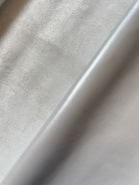 Silver Pearlized Italian Nappa Lambskin – Chrome-Tanned, Semi-Aniline Finish, 0.8–0.9 mm (2 oz), ~7 - 10 Sq Ft