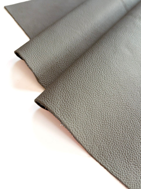 Grey Classic Cowhide – Chrome-Tanned, Full Aniline Finish, Top Grain, 1.0–1.2 mm (~3 oz), Pre-Cut Leather Sheets (12" × 24")
