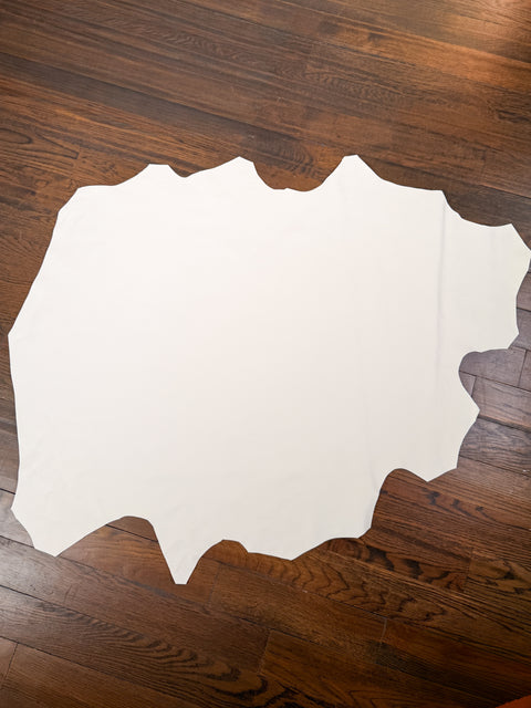 White Italian Nappa Lambskin – Chrome-Tanned, Semi-Aniline Finish, 0.8–0.9 mm (2 oz), ~7 - 10 Sq Ft