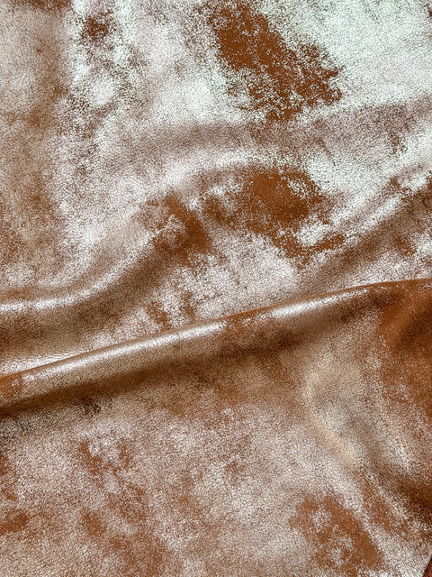Luggage/Gold Distressed Metallic Nubuck Cowhide – Full Grain, Chrome-Tanned, Italian Foil Finish, 1.1–1.3 mm (3 oz), ~20 Sq Ft