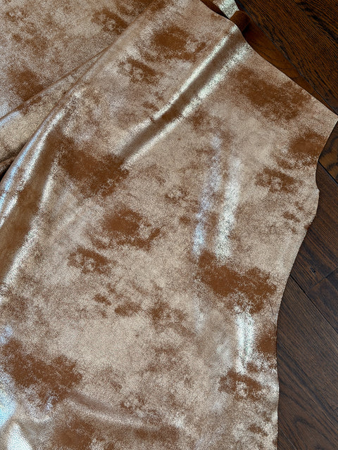 Luggage/Gold Distressed Metallic Nubuck Cowhide – Full Grain, Chrome-Tanned, Italian Foil Finish, 1.1–1.3 mm (3 oz), ~20 Sq Ft