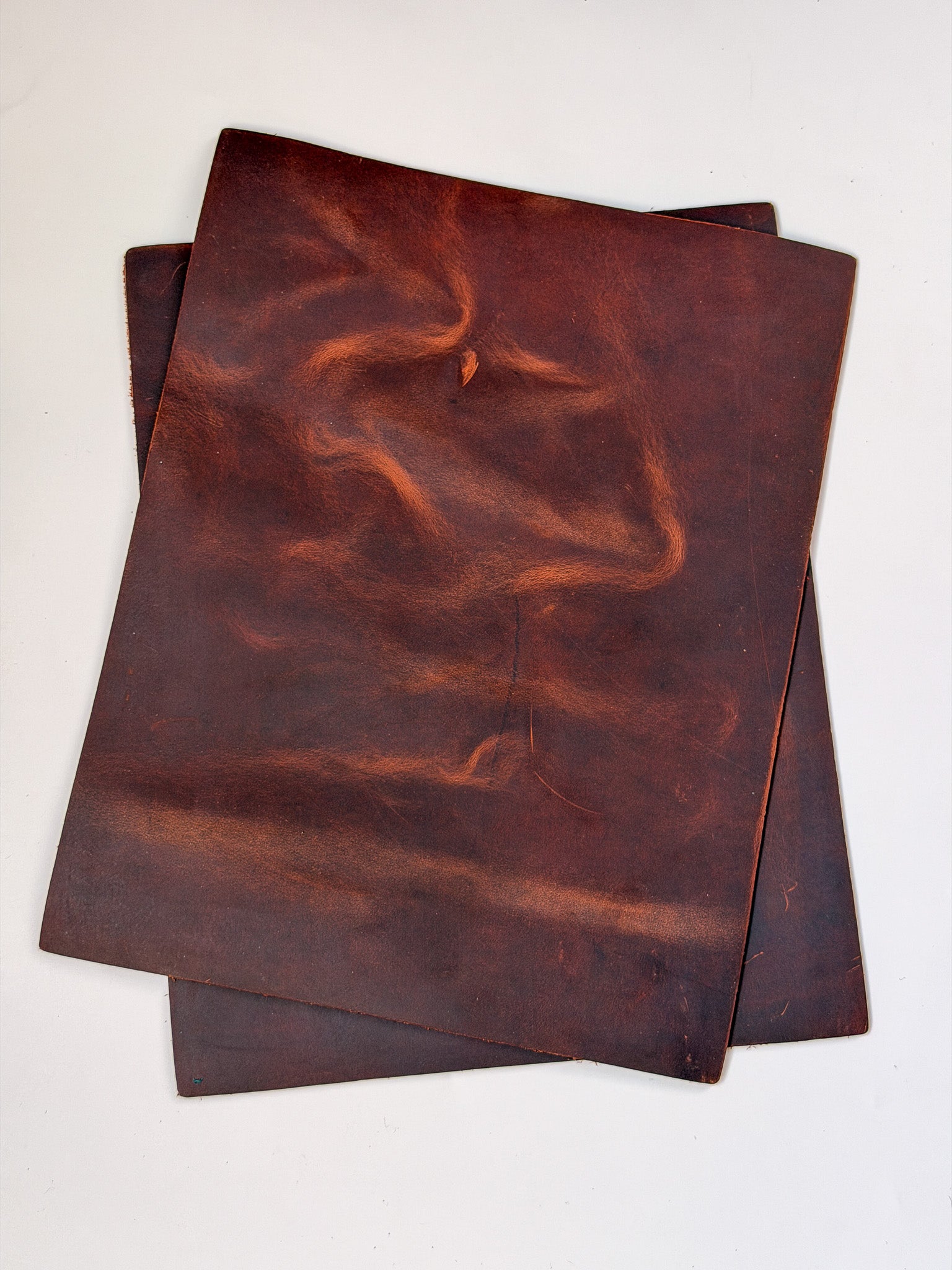 Mocha Crazy Horse Cowhide Leather – Distressed Wax/Oil Finish, 1.8