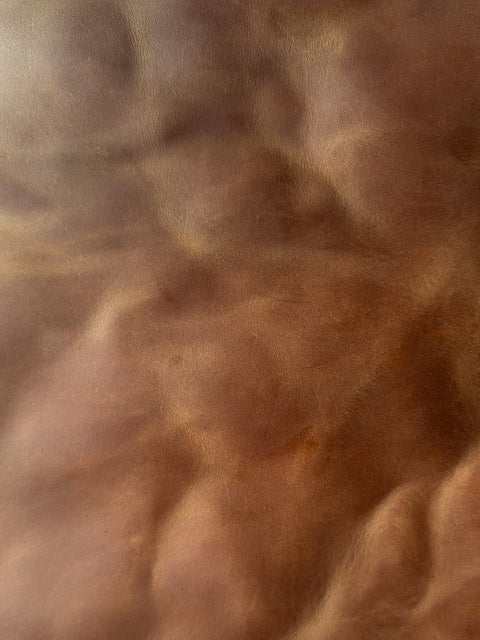 Luggage Crazy Horse Cowhide – Distressed Wax/Oil Finish, 1.8–2.0 mm (4–5 oz), Pre-Cut Leather Sheets (12" × 24")