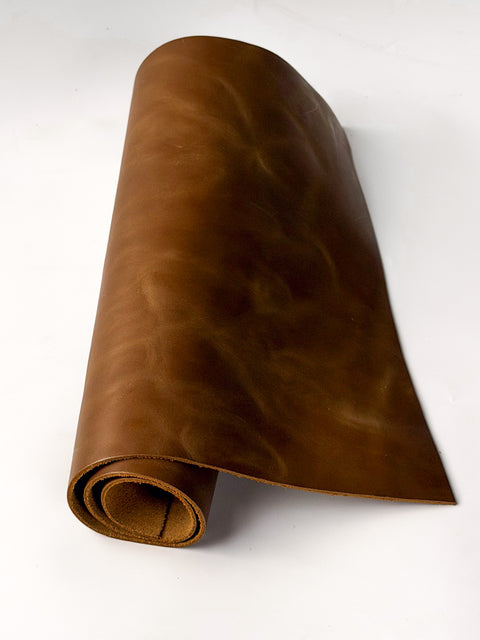 Luggage Crazy Horse Cowhide – Distressed Wax/Oil Finish, 1.8–2.0 mm (4–5 oz), Pre-Cut Leather Sheets (12" × 24")